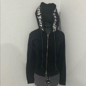🔥 SOLD 🔥 Beautiful Rare Juicy Couture Hooded Zip-up Sweater w/calligraphy words